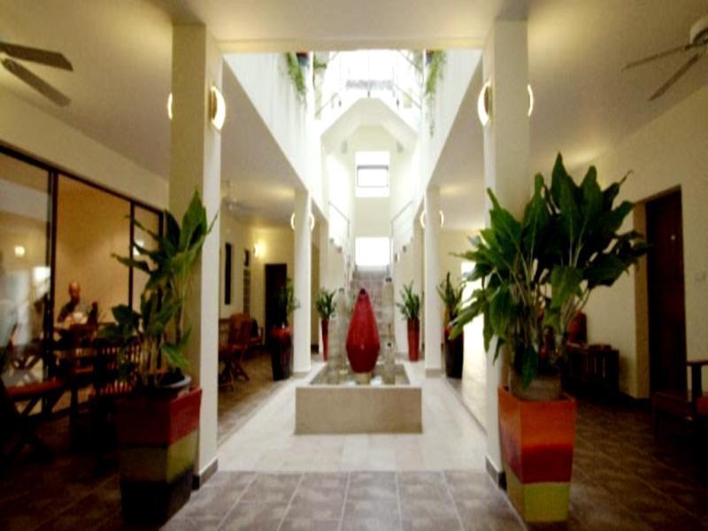 Sansuk Gay Sauna And Guesthouse Pattaya Bagian luar foto